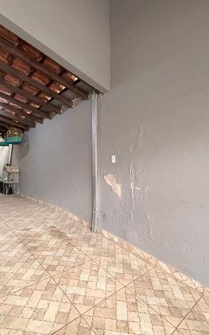 Casa à venda com 125m², 2 quartos e 3 vagasGaragem