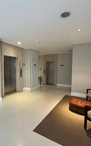 Apartamento à venda com 115m², 3 quartos e 2 vagas Apartamento à venda com 115m², 3 quartos e 2 vagasHall