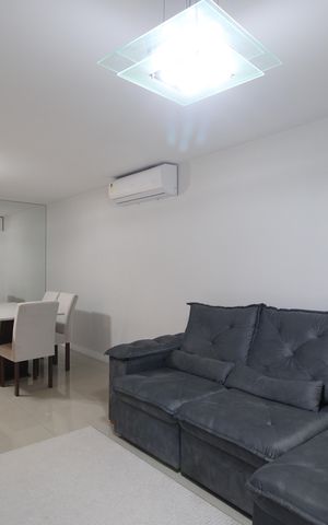 Apartamento à venda com 115m², 3 quartos e 2 vagasSala