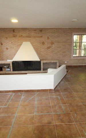 Casa para alugar com 294m², 4 quartos e 4 vagasSala 
