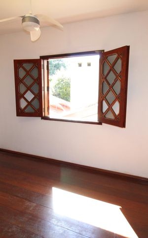 Casa para alugar com 294m², 4 quartos e 4 vagasQuarto 2