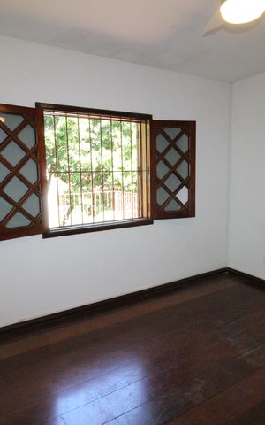 Casa para alugar com 294m², 4 quartos e 4 vagasQuarto 1