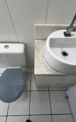 Apartamento para alugar com 47m², 2 quartos e 1 vaga Apartamento para alugar com 47m², 2 quartos e 1 vagaBanheiro social