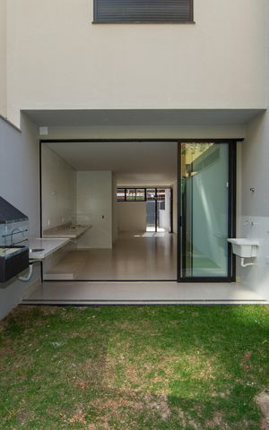 Casa à venda com 167m², 3 quartos e 2 vagas