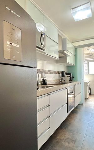 Apartamento à venda com 64m², 2 quartos e 2 vagasCozinha