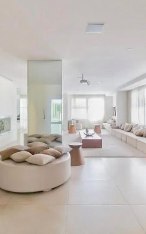 Apartamento à venda com 64m², 2 quartos e 2 vagasÁrea comum - Salão de festas