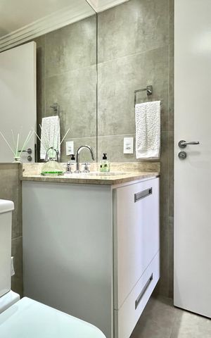 Apartamento à venda com 64m², 2 quartos e 2 vagasBanheiro Corredor