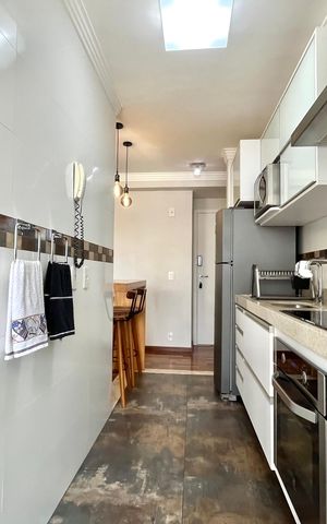 Apartamento à venda com 64m², 2 quartos e 2 vagasCozinha