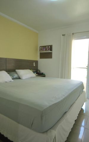 Casa de condomínio à venda com 115m², 4 quartos e 2 vagasSuíte 