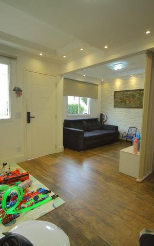 Casa de condomínio à venda com 115m², 4 quartos e 2 vagasSala
