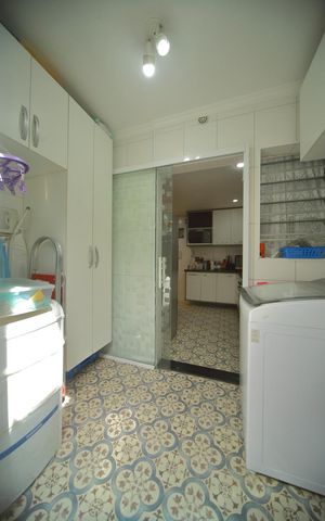Casa de condomínio à venda com 115m², 4 quartos e 2 vagasÁrea de Serviço