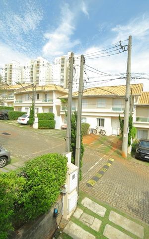 Casa de condomínio à venda com 115m², 4 quartos e 2 vagasVista Varanda da Suíte 