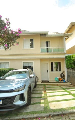 Casa de condomínio à venda com 115m², 4 quartos e 2 vagasGaragem/Fachada 