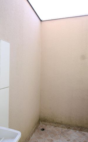 Casa de condomínio para alugar com 80m², 2 quartos e 1 vagaÁrea de Serviço