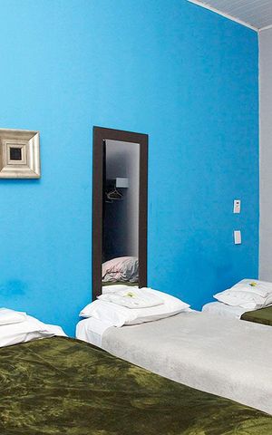 Casa à venda com 200m², 4 quartos e sem vagaQuarto 2 Suíte