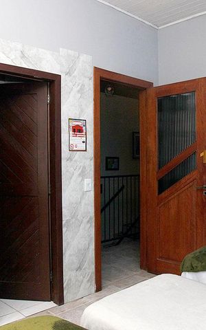 Casa à venda com 200m², 4 quartos e sem vagaQuarto 1 Suíte