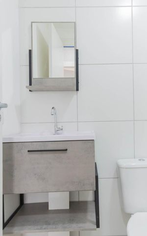 Apartamento à venda com 42m², 2 quartos e sem vagaBanheiro