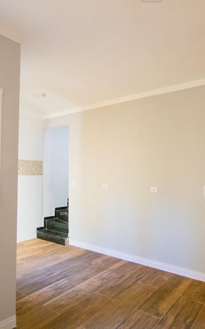 Apartamento à venda com 74m², 2 quartos e 1 vaga Apartamento à venda com 74m², 2 quartos e 1 vagaSala