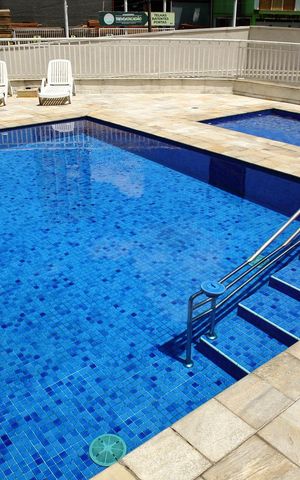 Apartamento à venda com 74m², 2 quartos e 1 vagaÁrea comum - Piscina