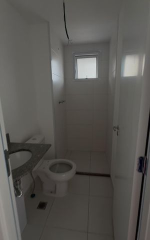 Apartamento à venda com 47m², 2 quartos e 1 vaga Apartamento à venda com 47m², 2 quartos e 1 vagaBanheiro