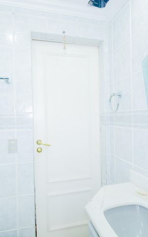 Apartamento à venda com 124m², 4 quartos e 4 vagasBanheiro Social