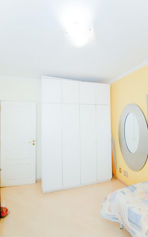 Apartamento à venda com 124m², 4 quartos e 4 vagasQuarto 2