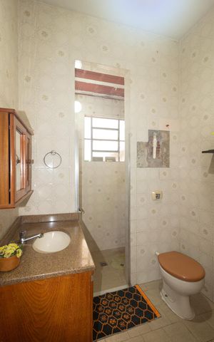 Casa à venda com 56m², 1 quarto e 1 vaga Casa à venda com 56m², 1 quarto e 1 vagaBanheiro social