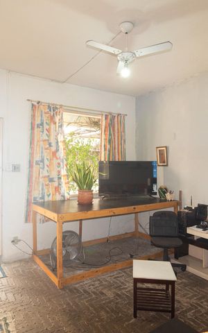 Casa à venda com 56m², 1 quarto e 1 vaga Casa à venda com 56m², 1 quarto e 1 vagaSala