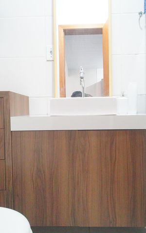Casa de condomínio à venda com 48m², 2 quartos e 2 vagasBanheiro