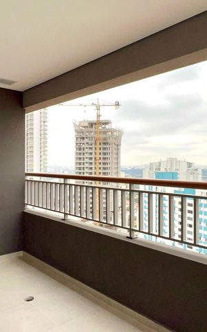 Apartamento à venda com 56m², 2 quartos e 1 vaga Apartamento à venda com 56m², 2 quartos e 1 vagaVaranda