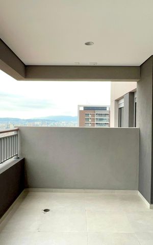 Apartamento à venda com 56m², 2 quartos e 1 vaga Apartamento à venda com 56m², 2 quartos e 1 vagaVaranda