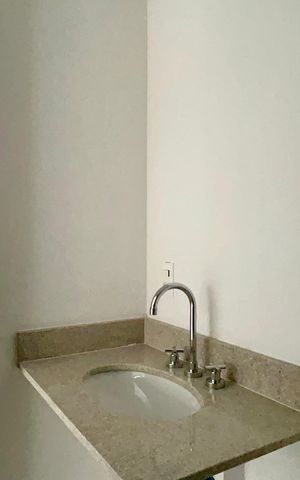 Apartamento à venda com 19m², 1 quarto e 1 vaga Apartamento à venda com 19m², 1 quarto e 1 vagaBanheiro da Suíte