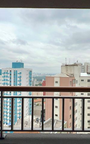 Apartamento à venda com 37m², 1 quarto e 1 vaga Apartamento à venda com 37m², 1 quarto e 1 vagaVaranda