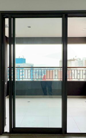 Apartamento à venda com 37m², 1 quarto e 1 vaga Apartamento à venda com 37m², 1 quarto e 1 vagaVaranda