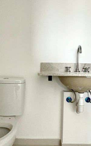 Apartamento à venda com 37m², 1 quarto e 1 vaga Apartamento à venda com 37m², 1 quarto e 1 vagaBanheiro da Suíte