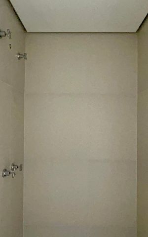 Apartamento à venda com 37m², 1 quarto e 1 vaga Apartamento à venda com 37m², 1 quarto e 1 vagaBanheiro da Suíte