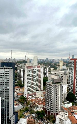 Apartamento à venda com 37m², 1 quarto e 1 vaga Apartamento à venda com 37m², 1 quarto e 1 vagaVista da Varanda