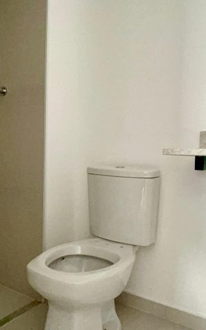 Apartamento à venda com 37m², 1 quarto e 1 vaga Apartamento à venda com 37m², 1 quarto e 1 vagaBanheiro da Suíte