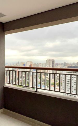 Apartamento à venda com 37m², 1 quarto e 1 vaga Apartamento à venda com 37m², 1 quarto e 1 vagaVaranda