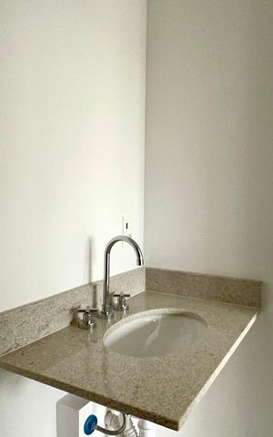Apartamento à venda com 37m², 1 quarto e 1 vaga Apartamento à venda com 37m², 1 quarto e 1 vagaBanheiro da Suíte