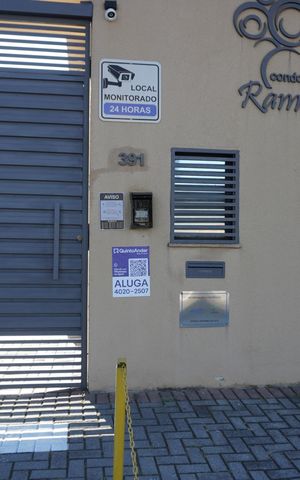 Casa de condomínio à venda com 124m², 3 quartos e 2 vagasFachada