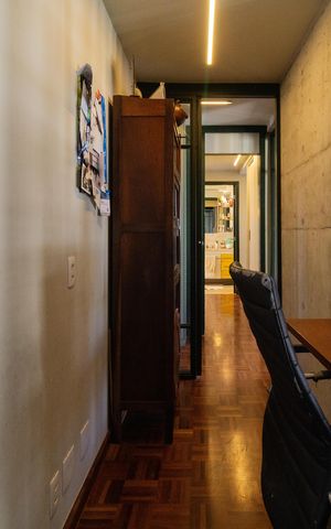 Apartamento à venda com 158m², 3 quartos e 3 vagas Apartamento à venda com 158m², 3 quartos e 3 vagasEscritório