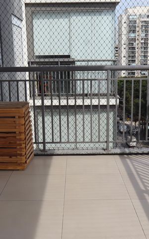Apartamento para alugar com 75m², 2 quartos e 1 vagaVaranda