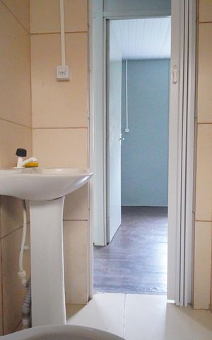 Casa à venda com 70m², 3 quartos e 2 vagasBanheiro
