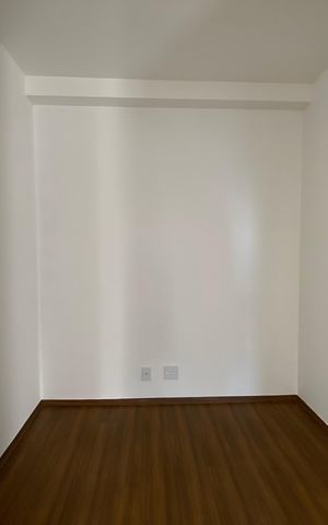 Apartamento para alugar com 68m², 3 quartos e 1 vaga Apartamento para alugar com 68m², 3 quartos e 1 vagaEspaço entre os quartos