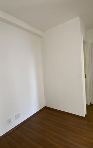 Apartamento para alugar com 68m², 3 quartos e 1 vaga Apartamento para alugar com 68m², 3 quartos e 1 vagaEspaço entre os quartos