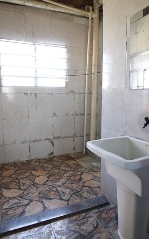 Casa para alugar com 86m², 2 quartos e sem vagaÁrea de serviço