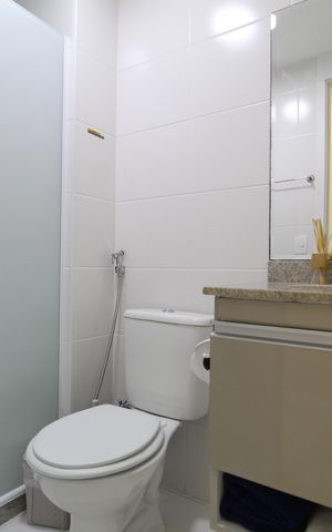 Apartamento à venda com 67m², 2 quartos e 1 vagaBanheiro Social