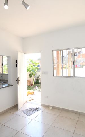 Casa para alugar com 40m², 2 quartos e sem vagaSala