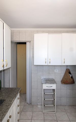 Apartamento à venda com 56m², 2 quartos e 1 vagaCozinha
